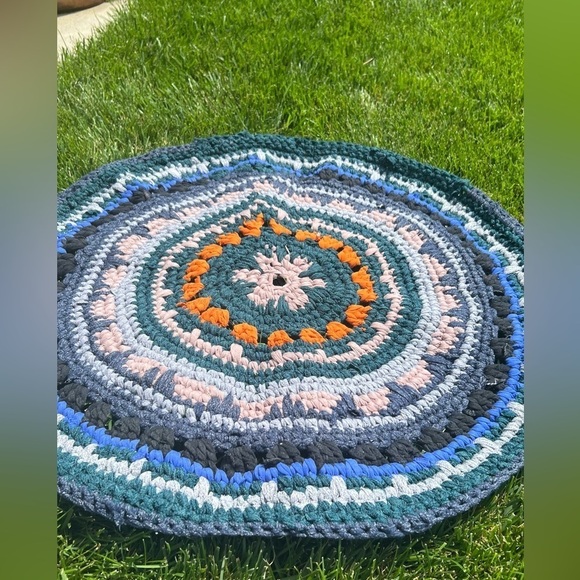 HAND crochet bohemian recycled round placement mat 30" - Picture 8 of 9